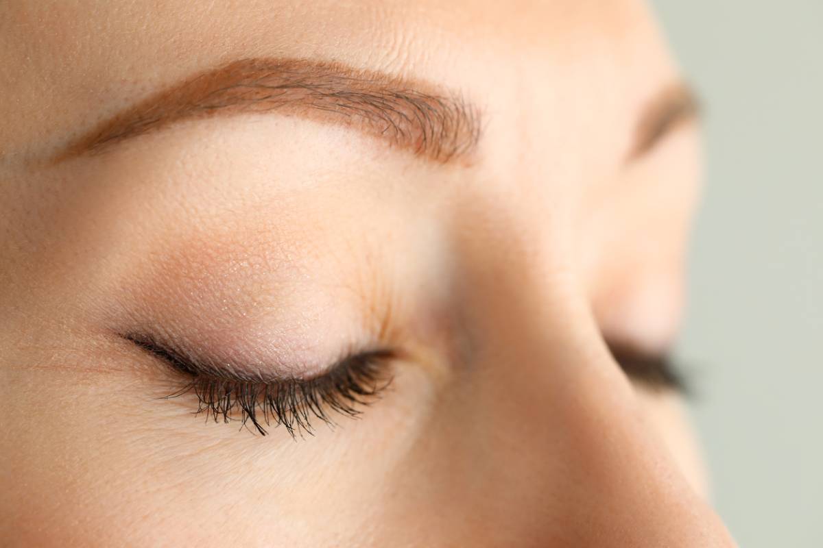 featured image for core benefits of lower eyelid surgery